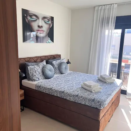Mediterranean Garden Holidays Apartment *