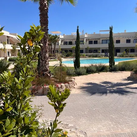 Mediterranean Garden Holidays * Торевьиа
